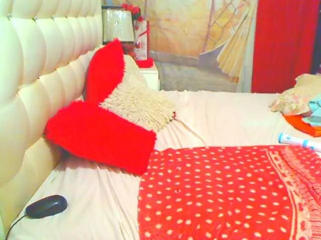 HOTLILLIE Image 4