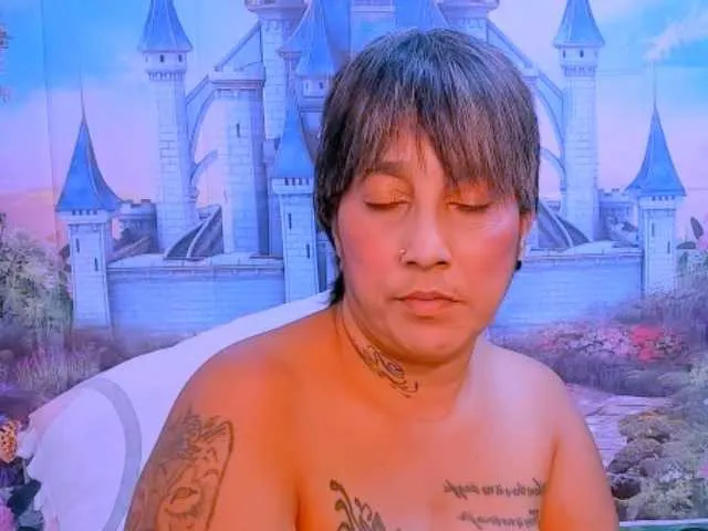 indianroxy Image 3