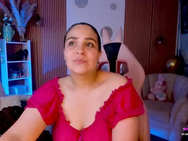 salmalopez Image 2