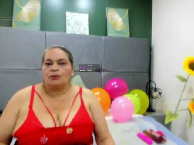 VickyBoobss Image 4