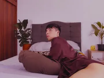 2gays_1straight Image 14