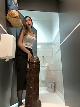 _MiaQueen_ Image 11
