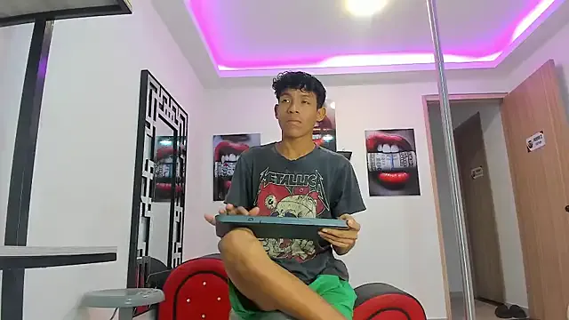 BEAUTY_BOYS1 Image 10