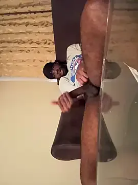 BigBDMari Image 3