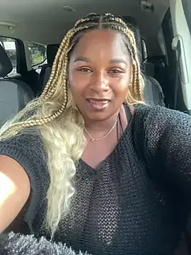 BigFineSelena Image 7