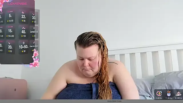 Busty-BBW-Emilie Image 3