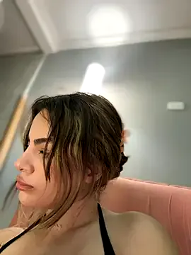 emiss_ Image 13