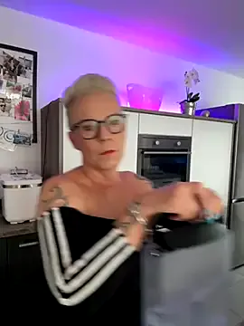German_Milf Image 7