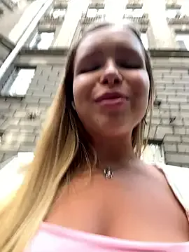 Liza_risky Image 10