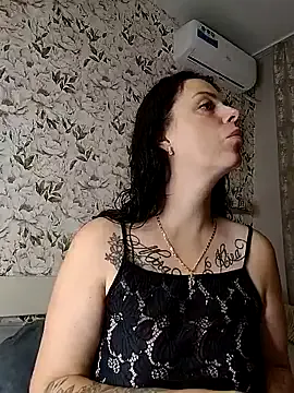 Lola_Hale Image 5