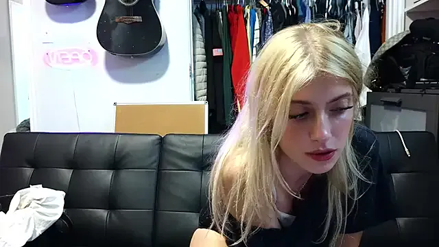 sinfulblonde1 Image 14